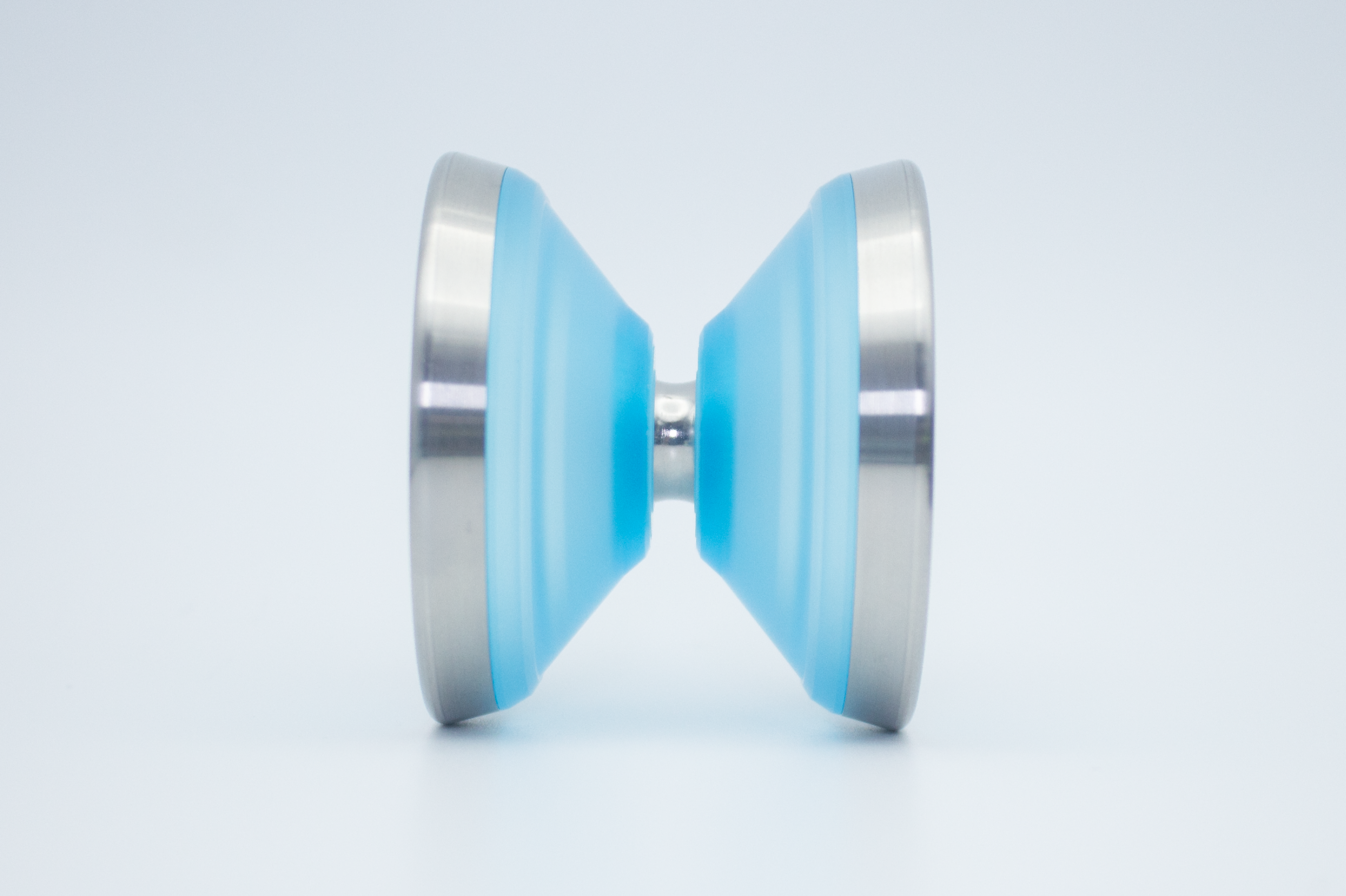 JULY YOYO - Lunar Dance Tri