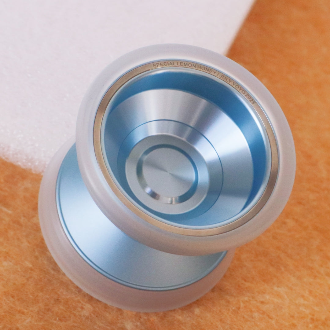 JULY YOYO -  Special Lemon Honey