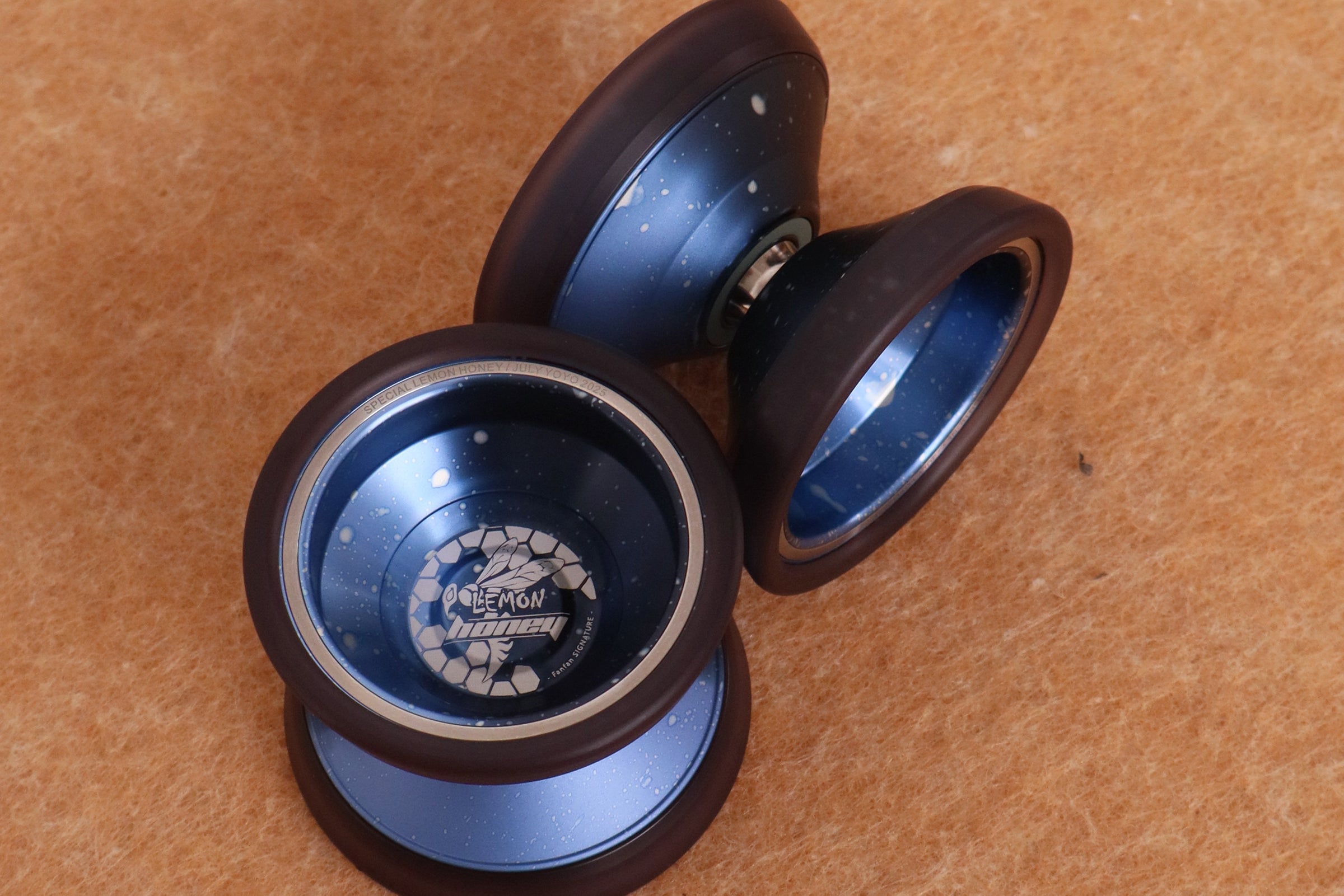 JULY YOYO -  Special Lemon Honey