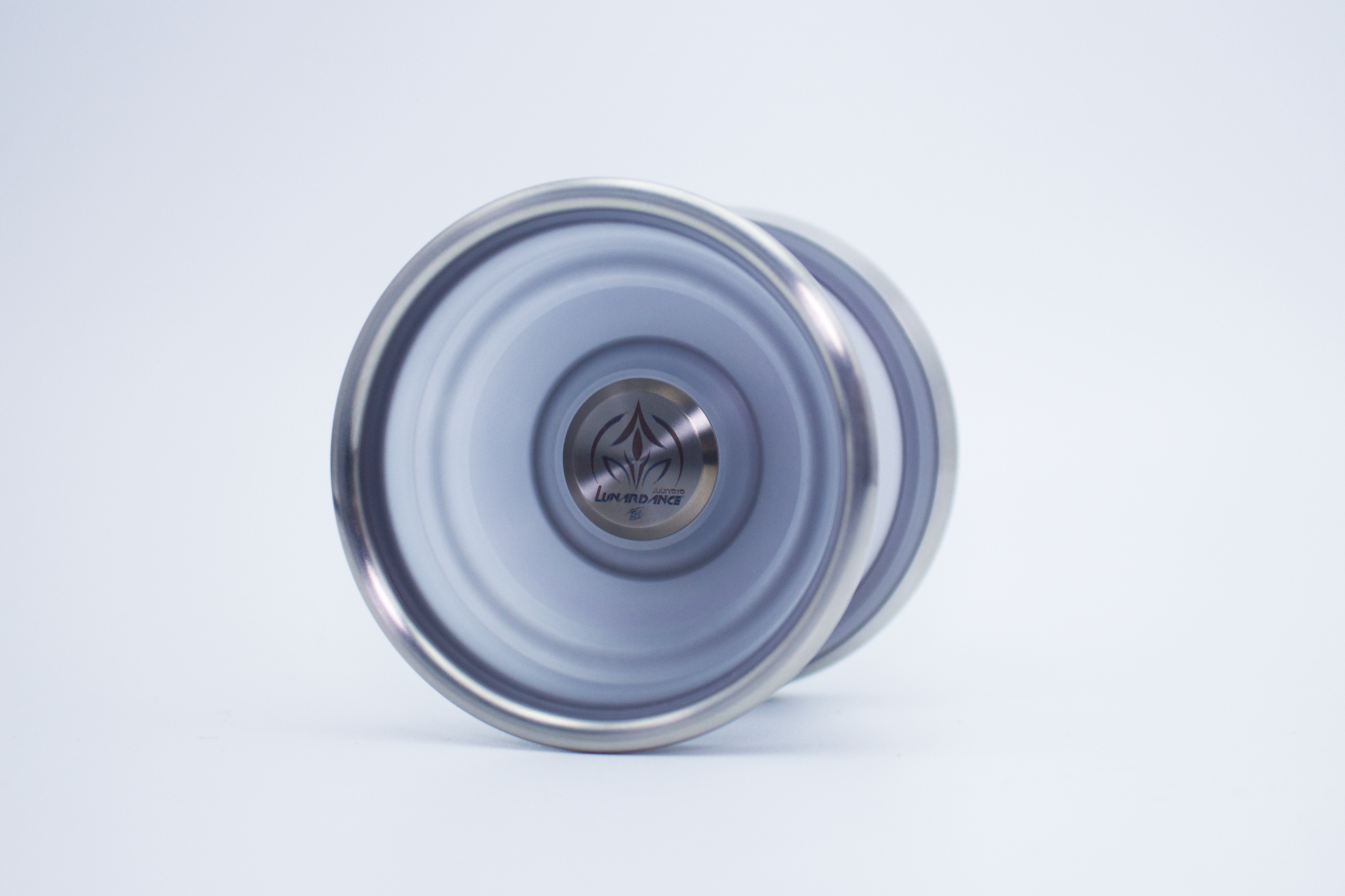 JULY YOYO - Lunar Dance Tri