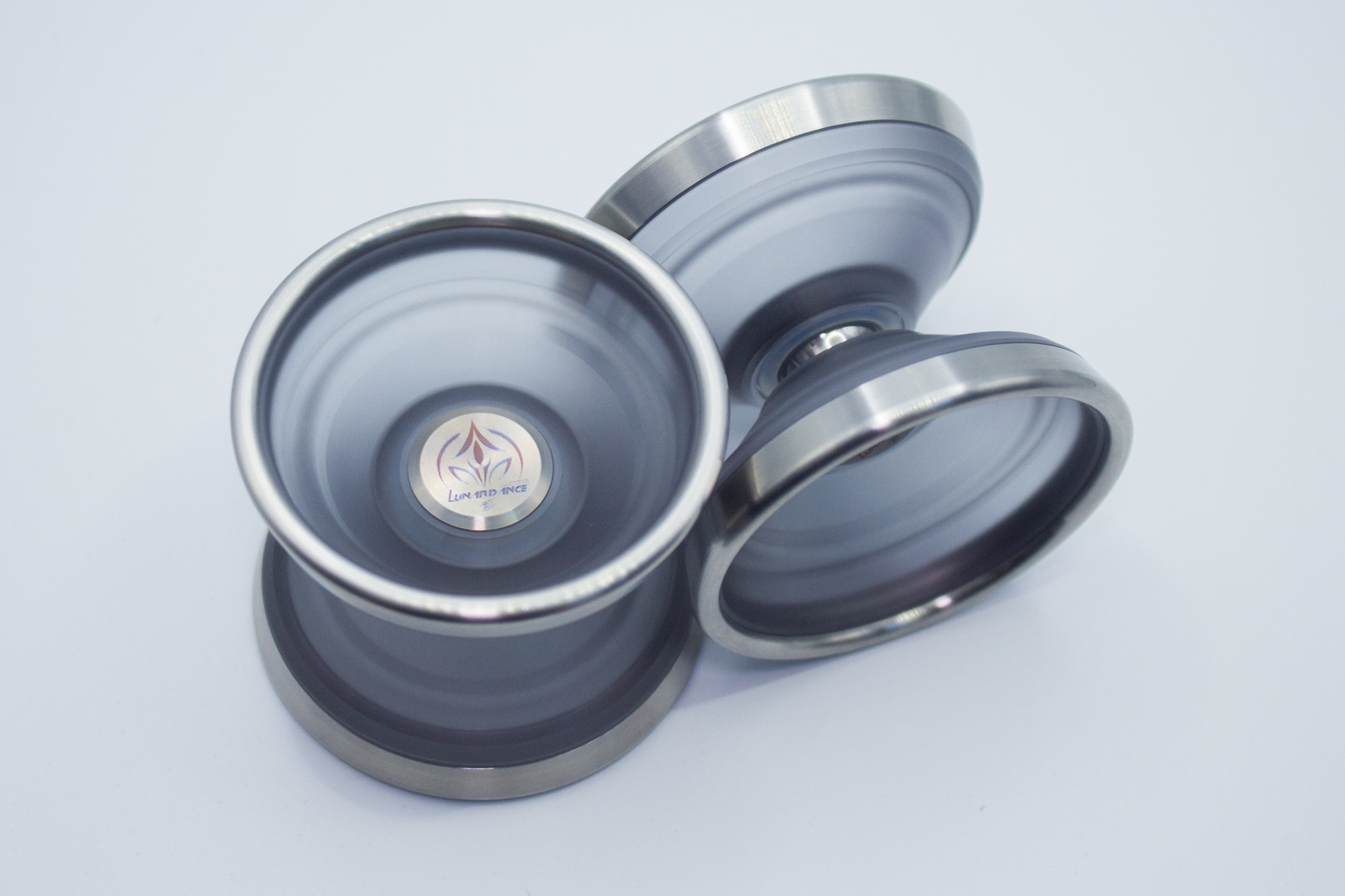 JULY YOYO - Lunar Dance Tri
